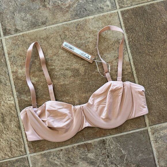 Skims Smoothing Intimates Unlined Strapless Bra Clay Size 34A - Picture 5 of 10